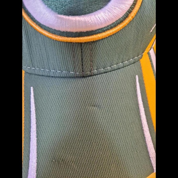 Reebok Green Bay Packers Fitted Hat Baseball Cap Size: OSFA - Picture 2 of 11
